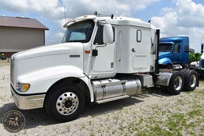 International 9400 Sleeper Semi Truck - Flat Top Sleeper, Cummins, 10 Speed Manual
