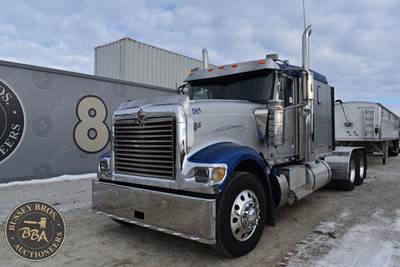 International 9900 Sleeper Semi Truck - Cummins, Manual