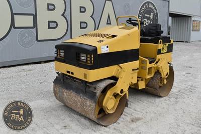 Caterpillar CB-224C Smooth Drum Roller Compactor
