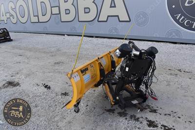 Meyer WINGMAN Snow Plow