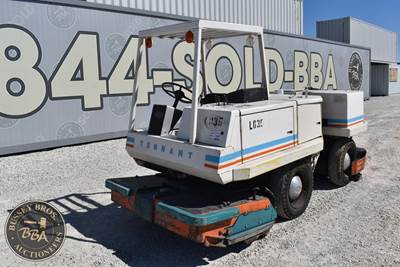 Tennant 550 Sweeper