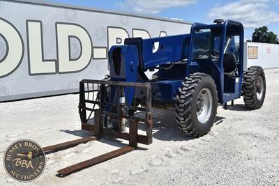 Gradall 534D-9 Telehandler - 9000lb Capacity, 34ft Lift Height