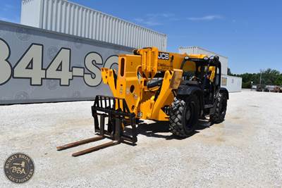 JCB 510-56 Telehandler - 10000lb Capacity, 56ft Lift Height
