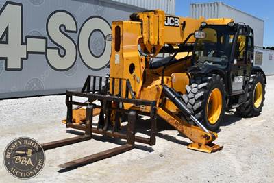 JCB 510-56 Telehandler - 10000lb Capacity, 56ft Lift Height