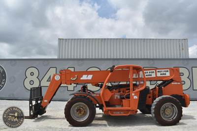 JLG 944E-42 Telehandler - 9000lb Capacity, 42ft Lift Height