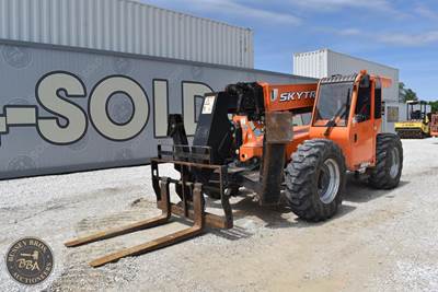 SkyTrak 10054 Telehandler - 10000lb Capacity, 56ft Lift Height