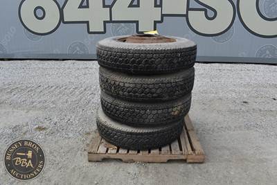 Dynatrac 11R24.5 Tires On 10 Lug Rims