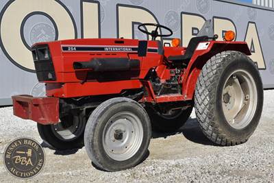 International 254 Tractor