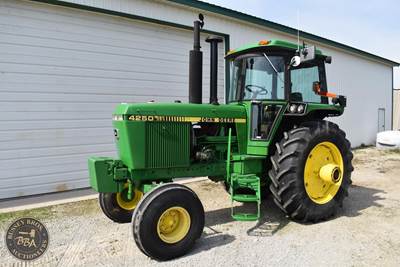 John Deere 4250 Tractor