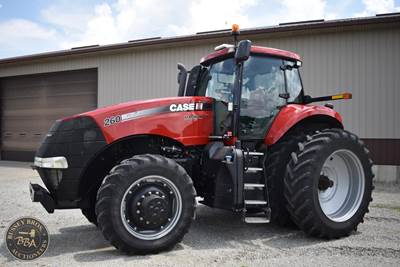 Case IH Magnum 260 Tractor