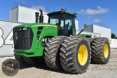 John Deere 9530 Tractor