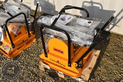 LANDHERO LDH-PC90 Walk / Tow Behind Compactor