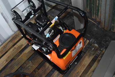 Multiquip PLATE COMPACTOR Walk / Tow Behind Compactor