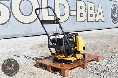 Mustang PLATE COMPACTOR Walk / Tow Behind Compactor