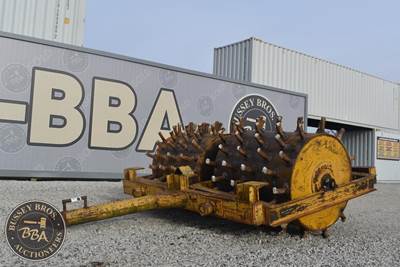 Sheeps Foot Pull Type Roller, 4 Ft. Drums