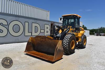 John Deere 524 P-TIER Wheel Loader