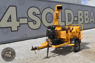 Carlton 660 Towable Wood Chipper