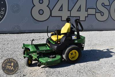 John Deere 757 Zero Turn Mower