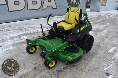John Deere Z950M Zero Turn Mower