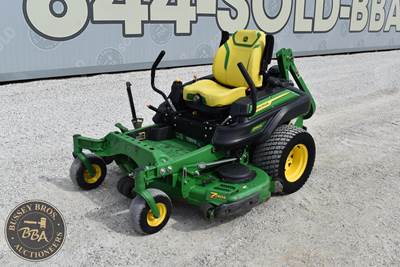 John Deere Z950M Zero Turn Mower