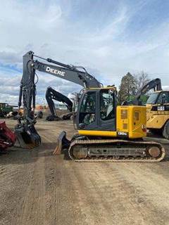 2020 John Deere 135G Excavator - Bucket & Thumb
