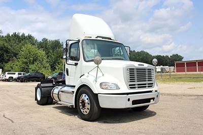 Freightliner M2 112 Single Axle Day Cab Truck - Detroit 410HP, 10 Speed Manual