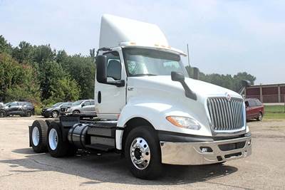 International LT Day Cab Truck - Cummins 400HP, 10 Speed Amt