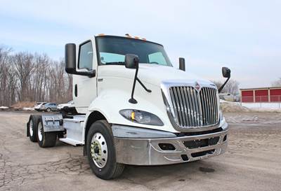 International RH Day Cab Truck - A26 450HP, 10 Speed Endurant Amt