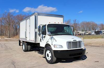 Freightliner M2 106 Box Truck - 260HP, 6 Speed Amt