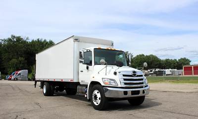 Hino 338 Box Truck - 260HP, 6 Speed Amt, Liftgate