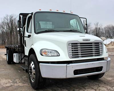 Freightliner M2 106 Flatbed Truck - 240HP, 6 Speed Amt