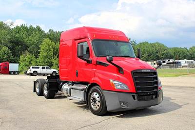 Freightliner Cascadia 116 Sleeper Semi Truck - Mid Roof Sleeper, Detroit 450HP, 12 Speed Dt12 Amt