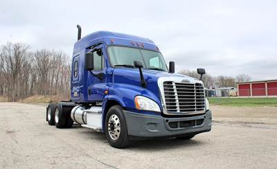 Freightliner Cascadia 125 Sleeper Semi Truck - 75" Mid Roof Sleeper, Detroit 455HP, 13 Speed Manual
