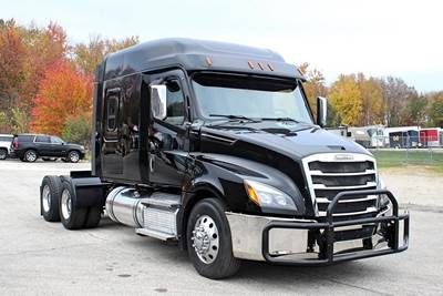 Freightliner Cascadia 126 Sleeper Semi Truck - Raised Roof Sleeper, Detroit 505HP, 13 Speed Amt