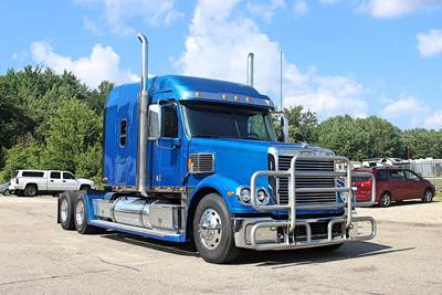 Freightliner Coronado 132 Sleeper Semi Truck - Raised Roof Sleeper, Detroit 500HP, 10 Speed Manual