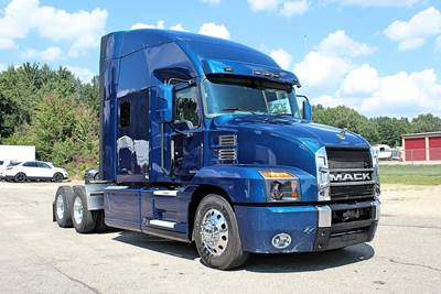 Mack Anthem 64T Sleeper Semi Truck - Raised Roof Sleeper, MP8 445HP, 12 Speed M Drive Amt