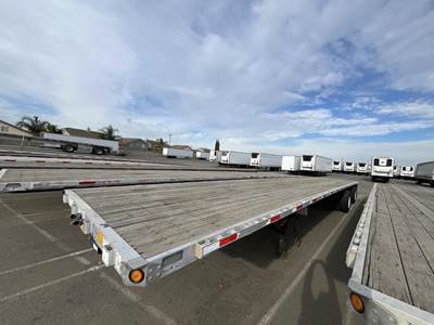 UTILITY 48x102 Flatbed Trailer - Spring