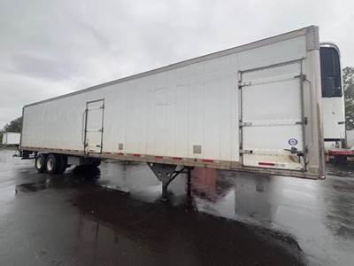 UTILITY 48 ft Reefer Trailer - Sliding Axle, Roll up Door, Liftgate, Thermo King