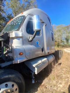 Freightliner Cascadia 125 Cab Assembly