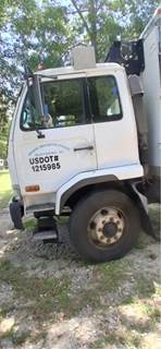 Nissan UD2600 Cab Assembly for a 2001 Ud/Nissan UD2600
