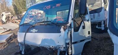 Good Used 2006 Chevrolet W4500, CAb Assembly.  ThIs CAb Is Wired For A GM 6.0
