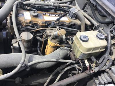 Caterpillar 3126 Engine for a 2000 Freightliner FL60