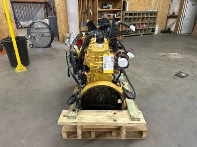 Caterpillar 3126 Engine for a 2002 GMC C7500