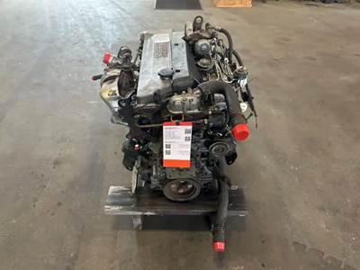 Isuzu 4HE1XS Engine for a 2001 Isuzu NPR