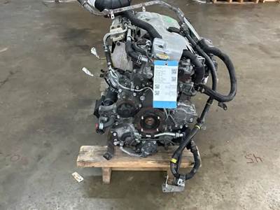 Mitsubishi 4M50-6AT8 Engine for a 2010 Mitsubishi FE