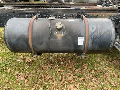 Chevrolet W5500 Right Fuel Tank