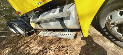 Freightliner Columbia 120 Right Fuel Tank