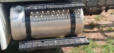 International DuraStar 4300 Left Fuel Tank