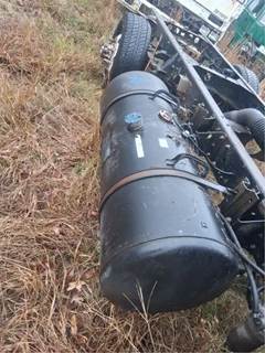 Isuzu NPR HD Right Fuel Tank for a 1995 Isuzu NPR-HD