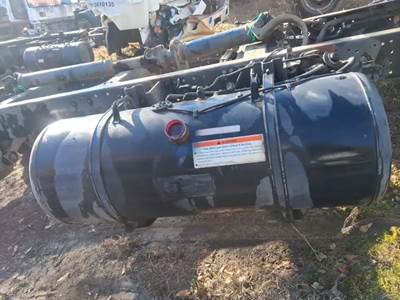 Nissan UD1400 Right Fuel Tank for a 2009 Ud/Nissan UD1400